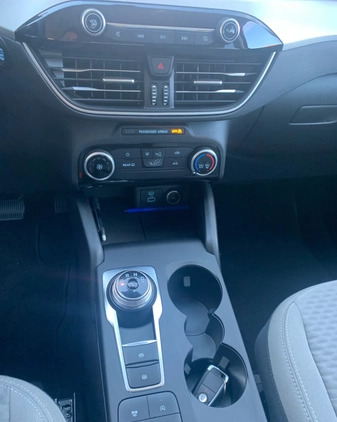 Ford Escape cena 69000 przebieg: 206000, rok produkcji 2021 z Kamień Krajeński małe 92